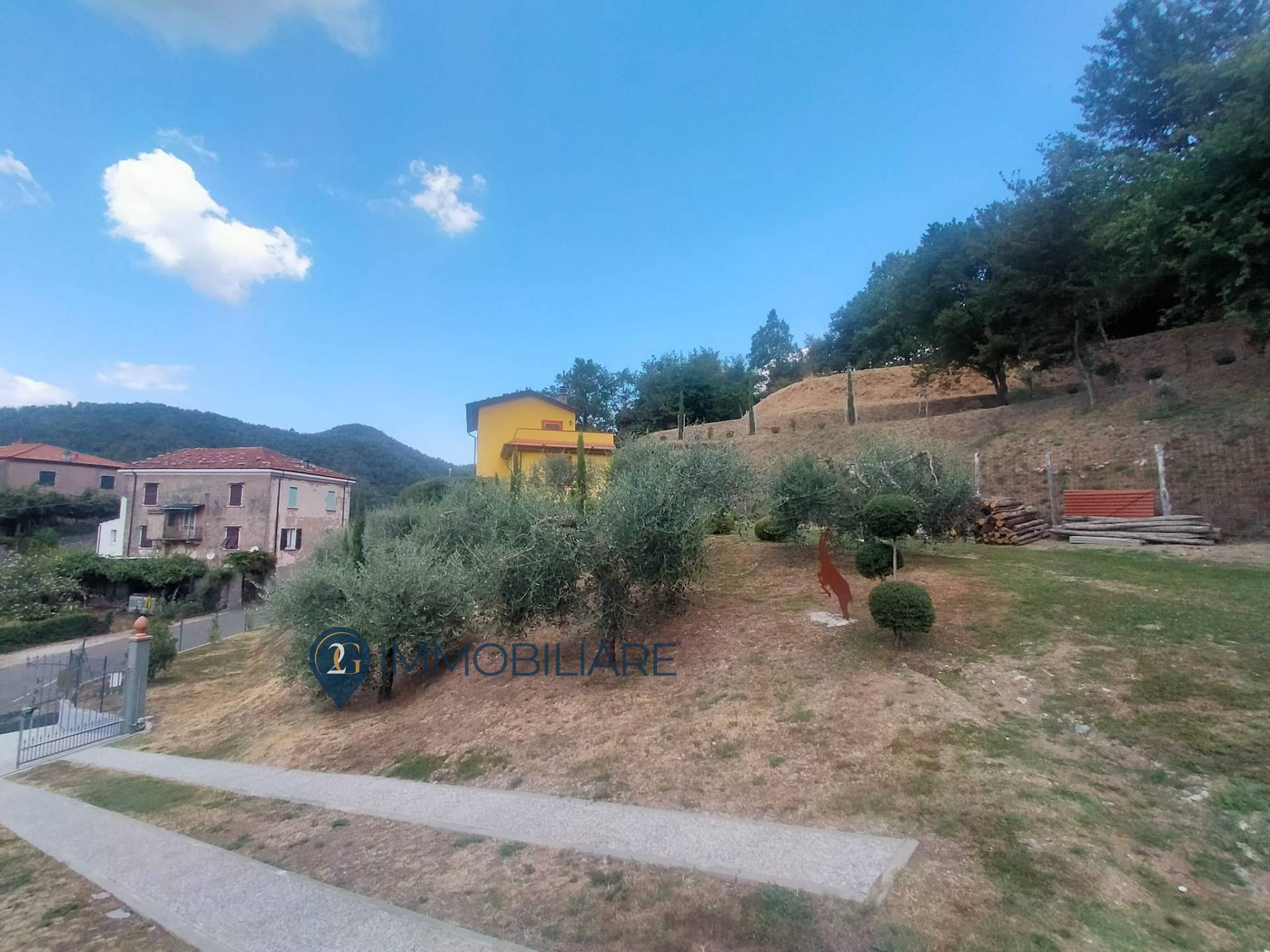 Casa indipendente in vendita a Fivizzano