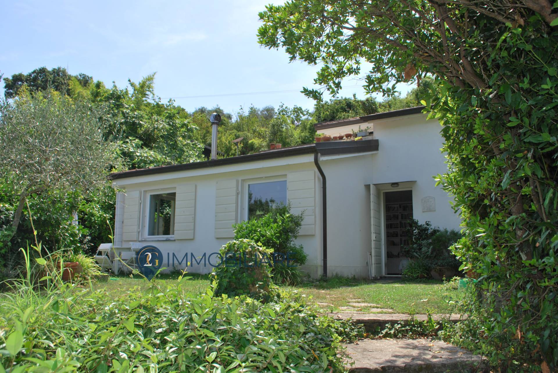Casa Semindipendente in vendita a Ameglia, Montemarcello