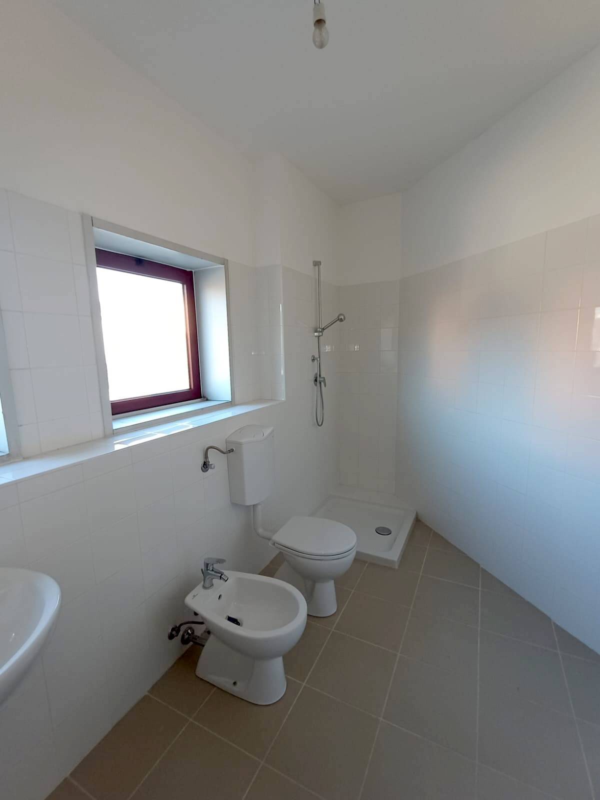 Studio/Ufficio in affitto a Pesaro, Pantano