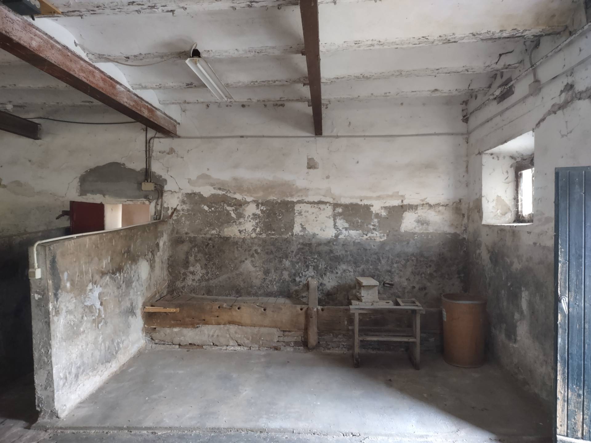 Rustico in vendita a Mombaroccio, Cairo