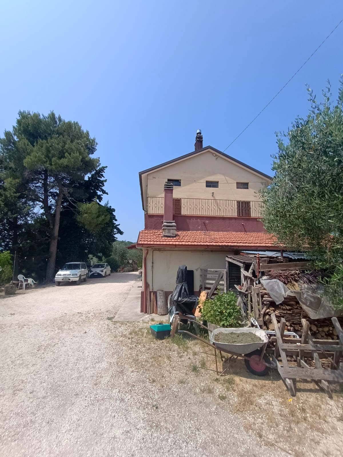 Casa singola in vendita a Mombaroccio