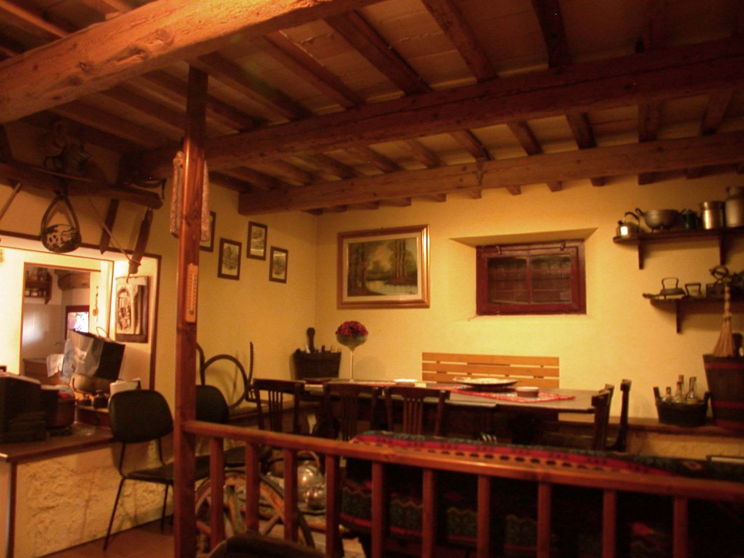 Testa di schiera storica in vendita a Cartoceto