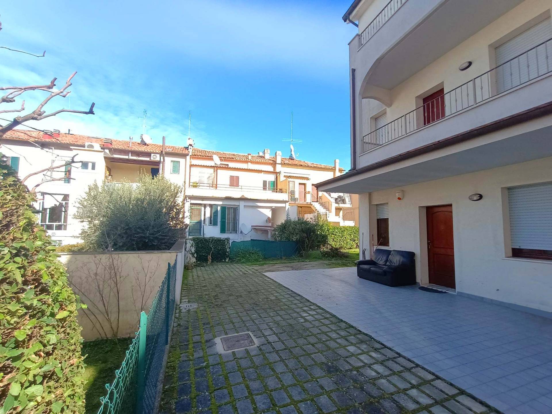 Appartamento in vendita a Fano, Licei