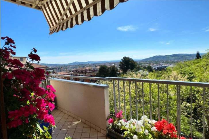 Appartamento in vendita a Pesaro, Montegranaro