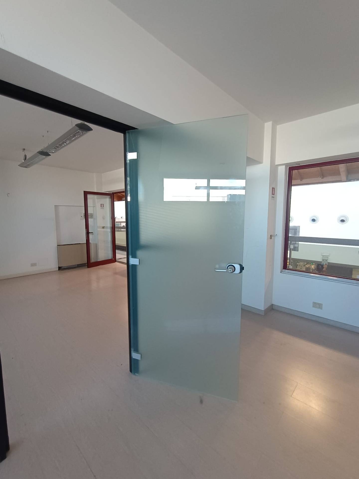 Studio/Ufficio in vendita a Pesaro, Pantano