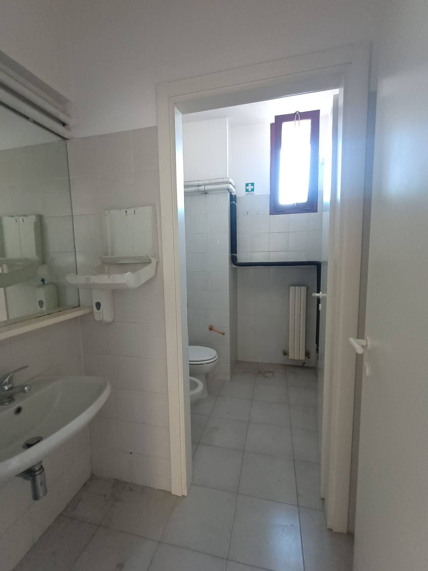 Studio/Ufficio in vendita a Pesaro, Pantano