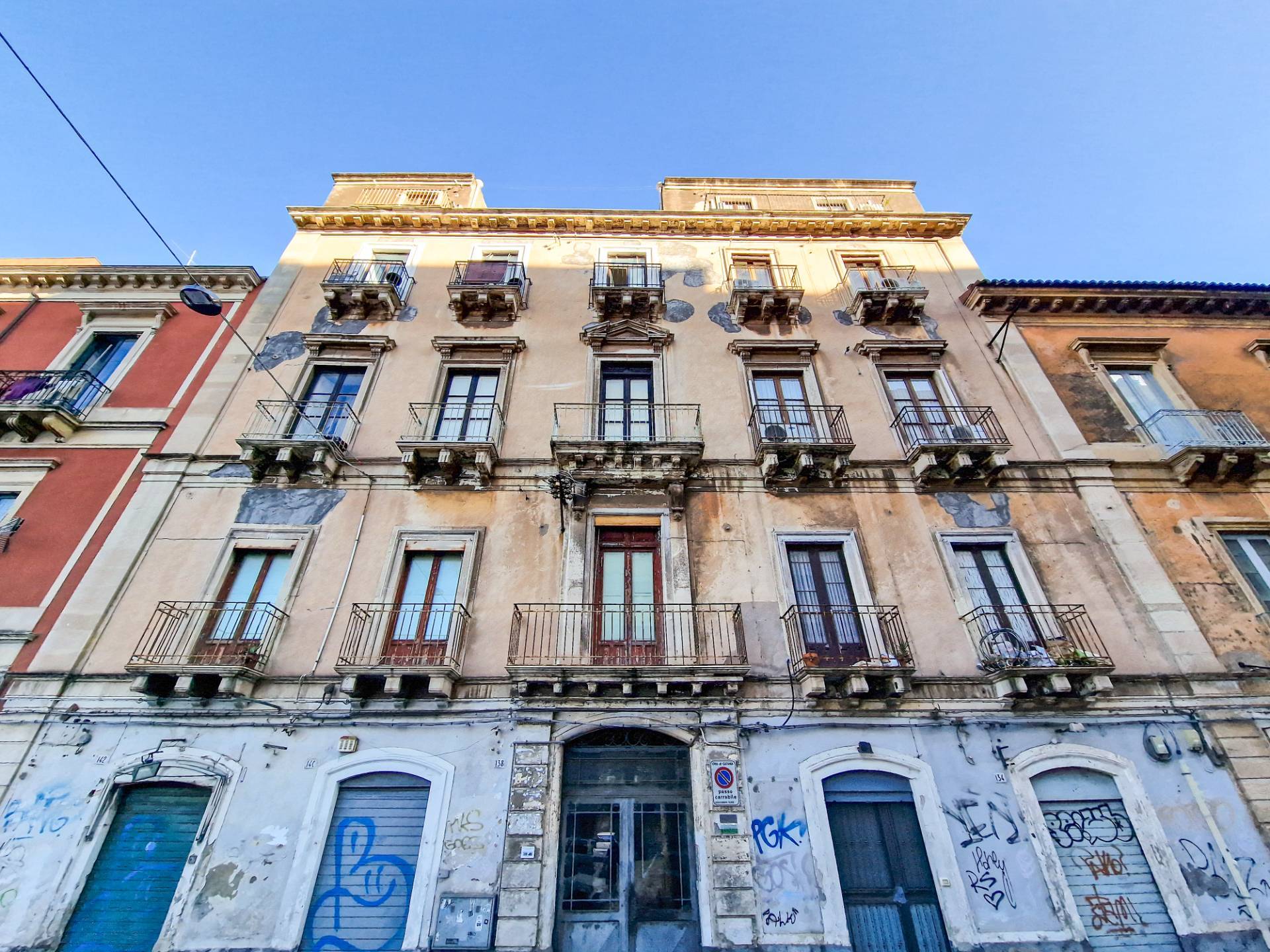 Appartamento da ristrutturare, Catania centro storico,umberto,etnea,dante,stesico