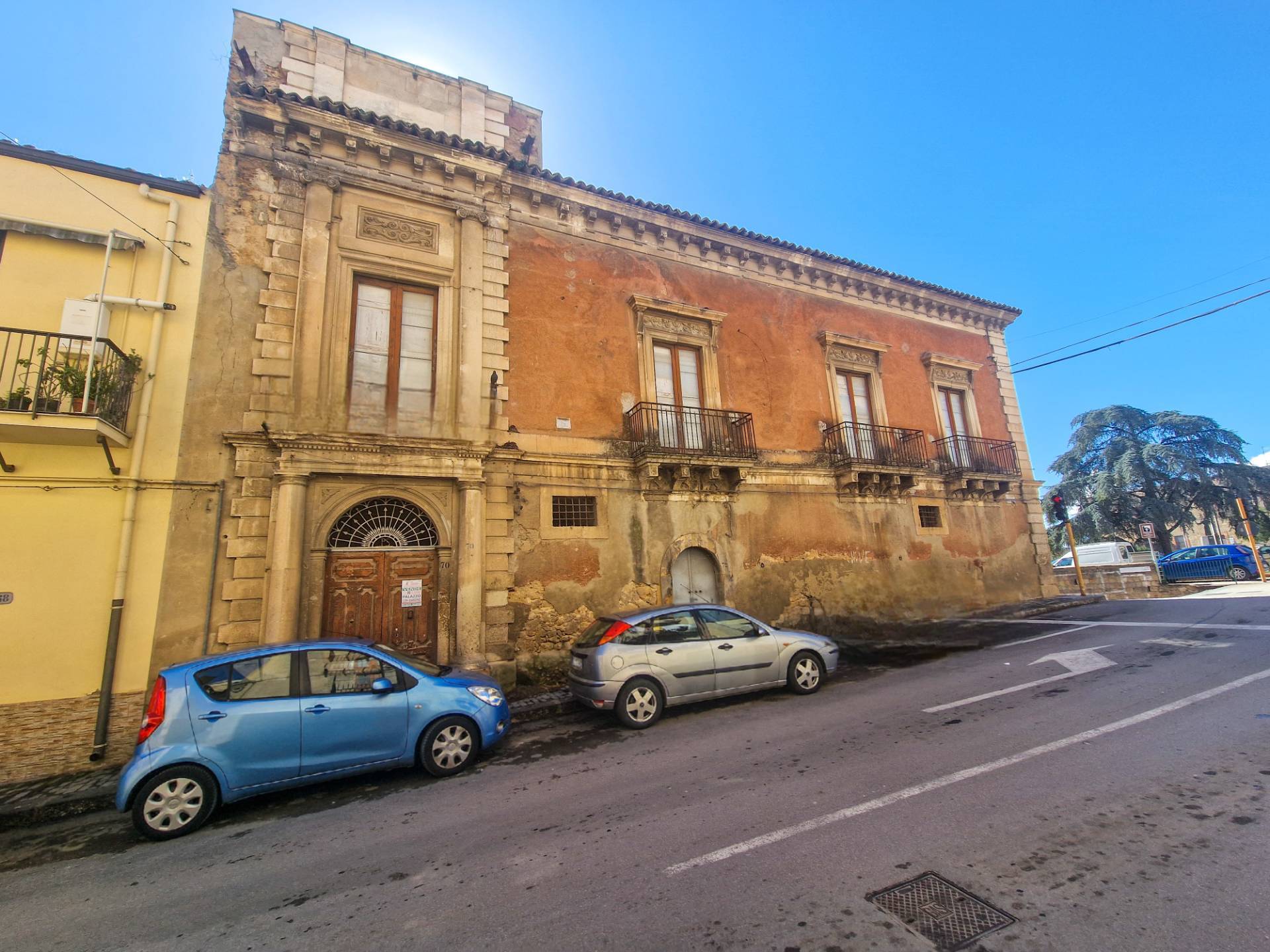 Casa indipendente in vendita a Leonforte