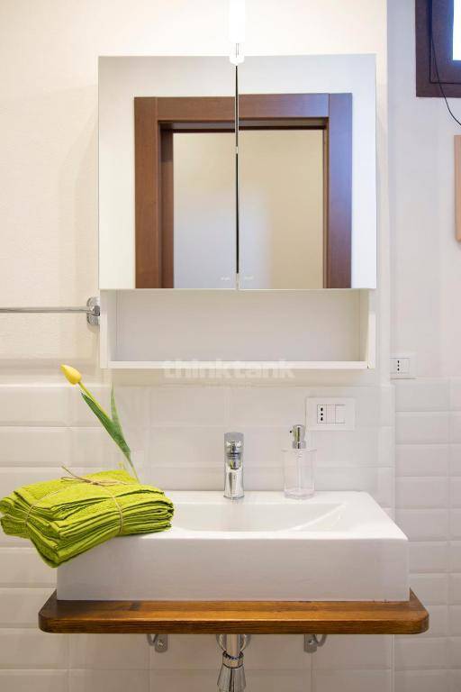 4 o pi locali in vendita a Palazzolo Acreide