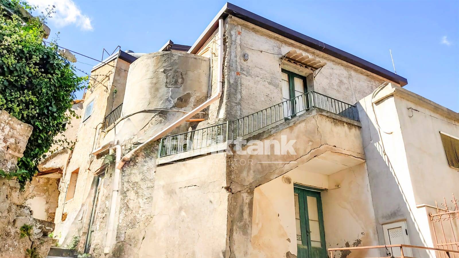 Casa indipendente in vendita a Centuripe