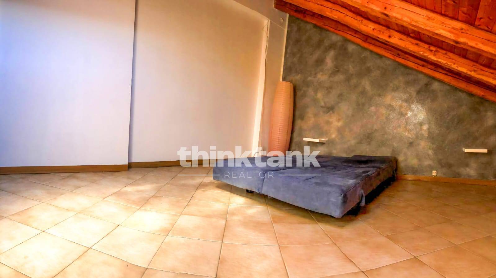 Mansarda in vendita a Aci Catena