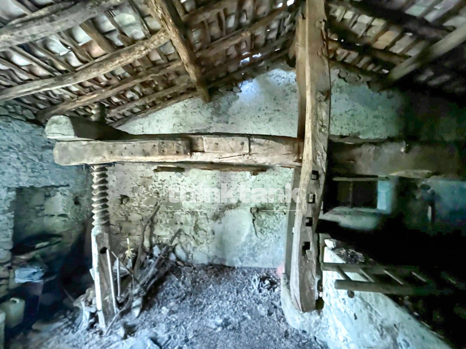 Rustico/Casale/Corte in vendita a Piedimonte Etneo