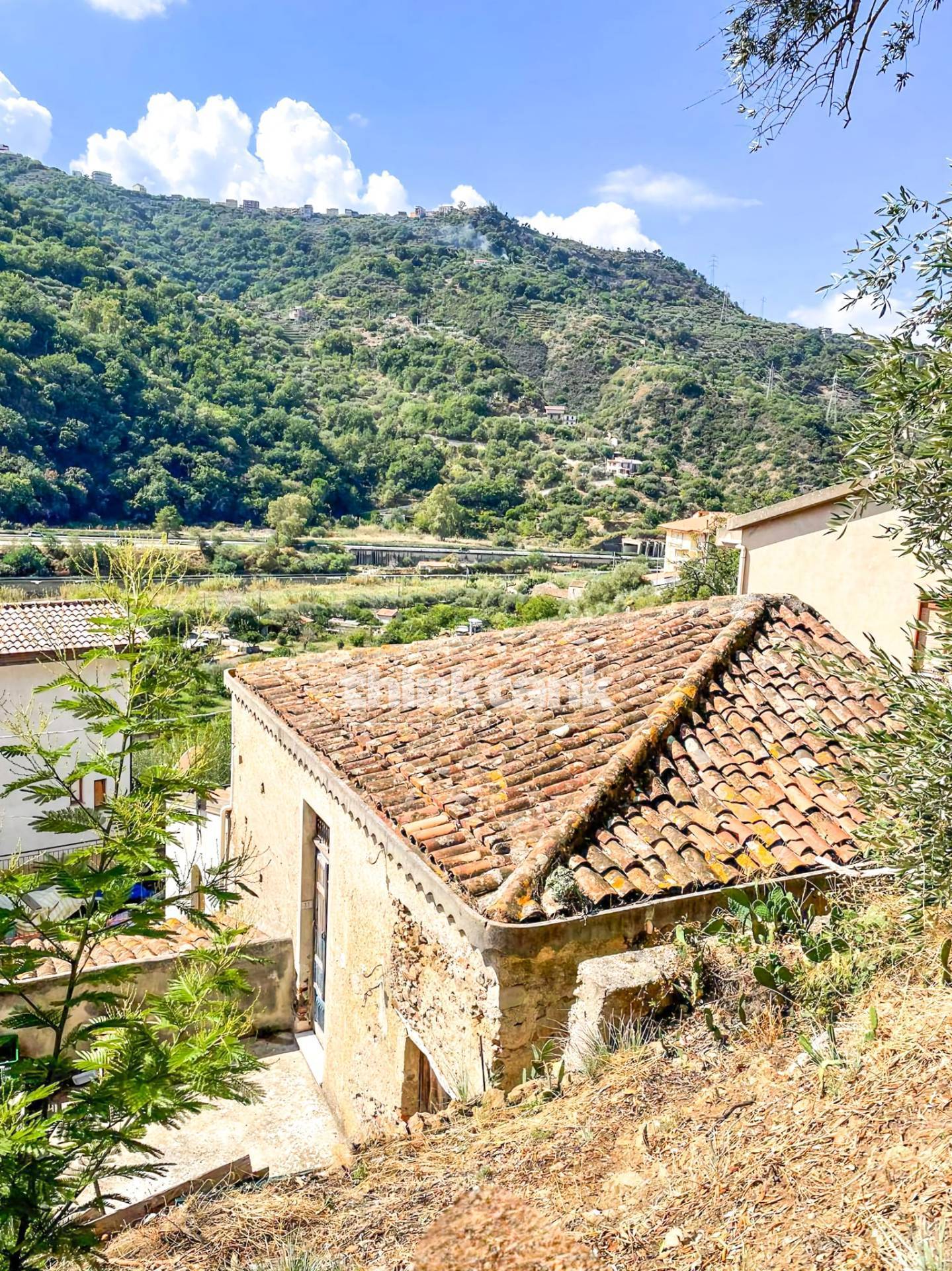 Casa singola in vendita a Brolo