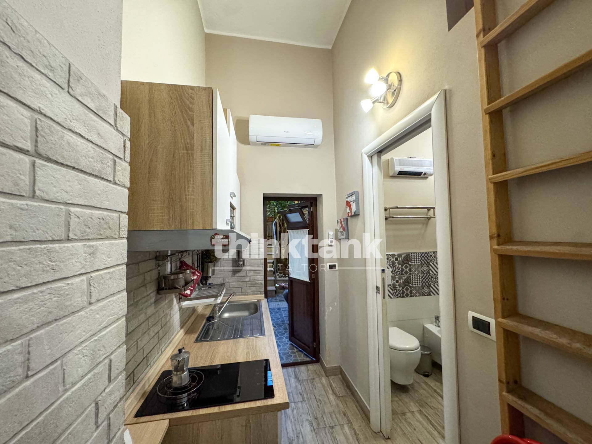 1 locale in affitto a Siracusa, Gelone