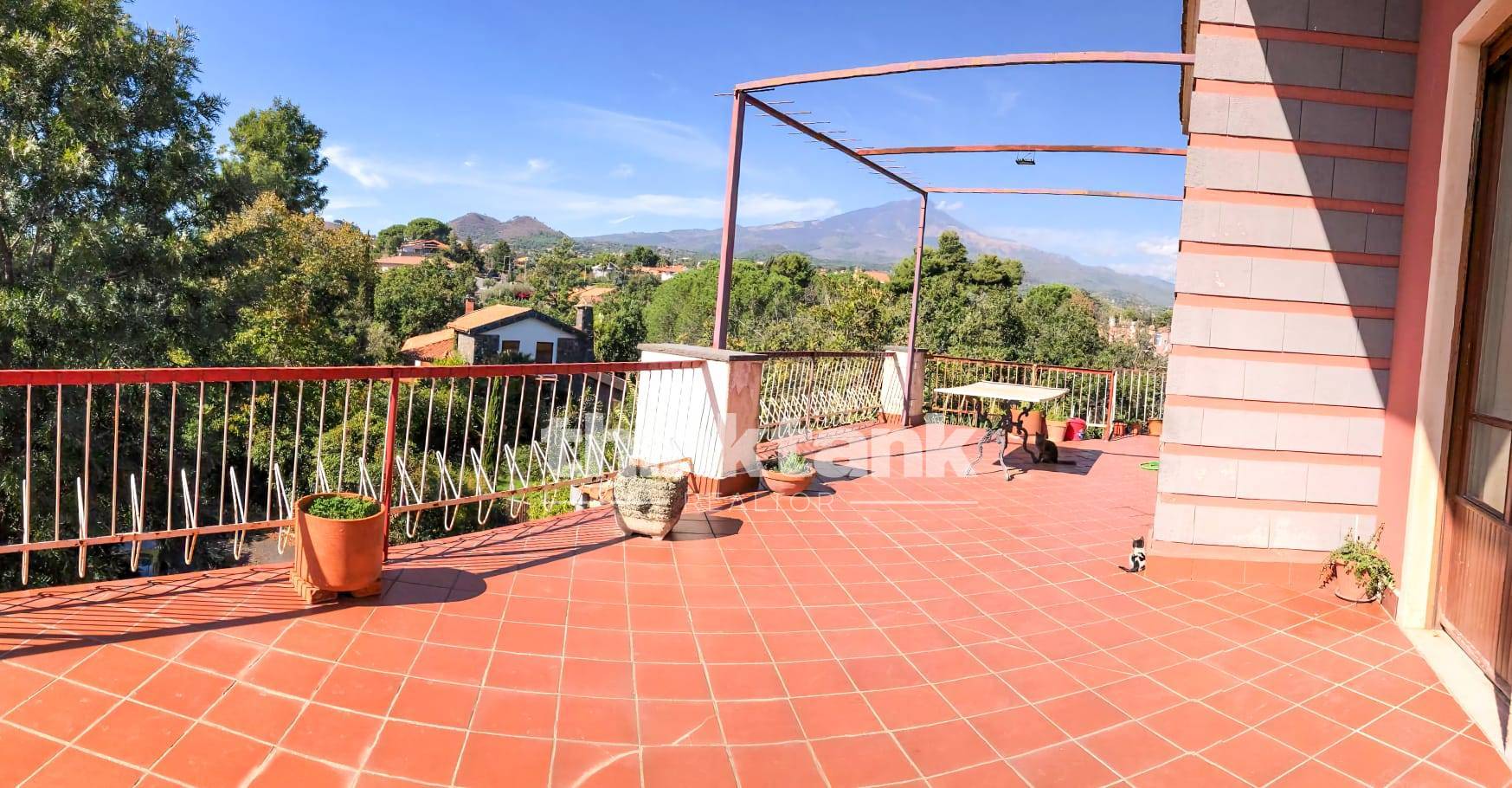 Porzione villa in vendita a Mascalucia