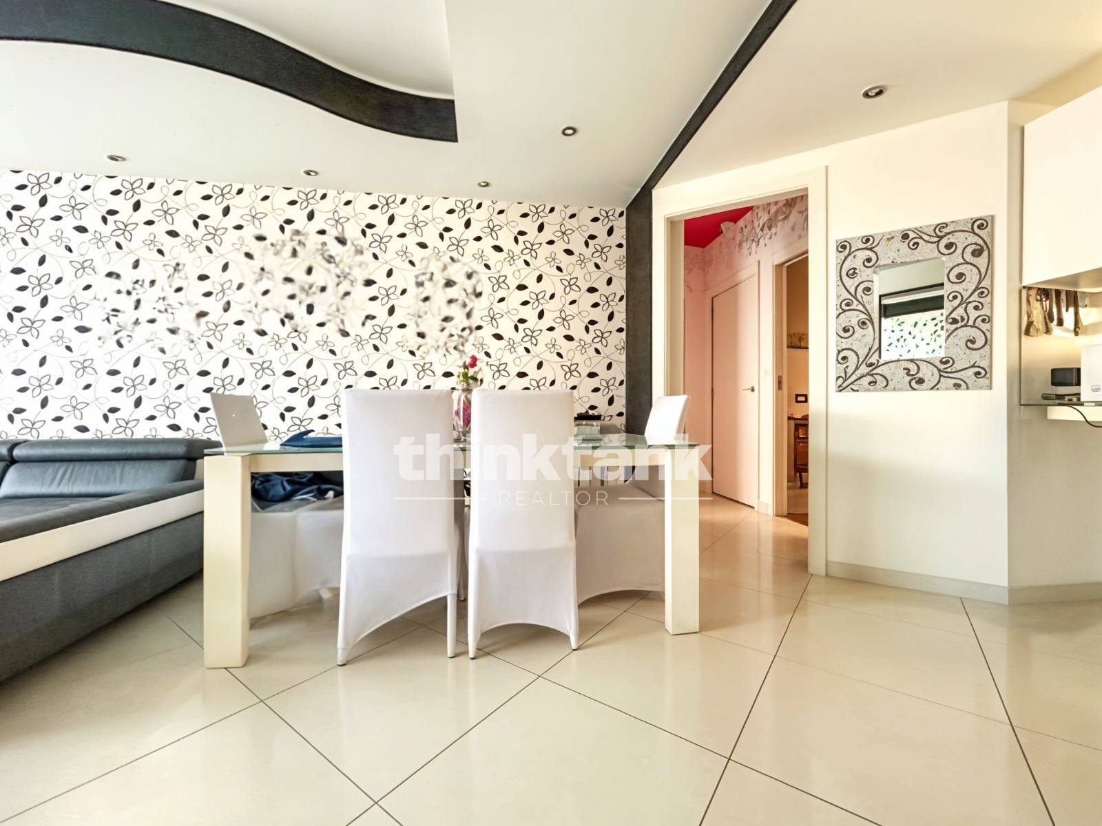 Appartamento in vendita a Aci Catena