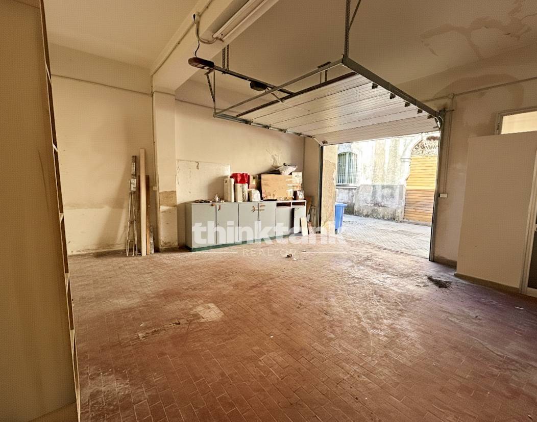 Box o garage in vendita a Siracusa