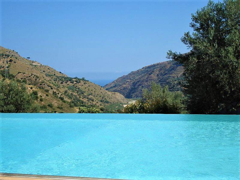 Rustico/Casale/Corte in vendita a Reitano