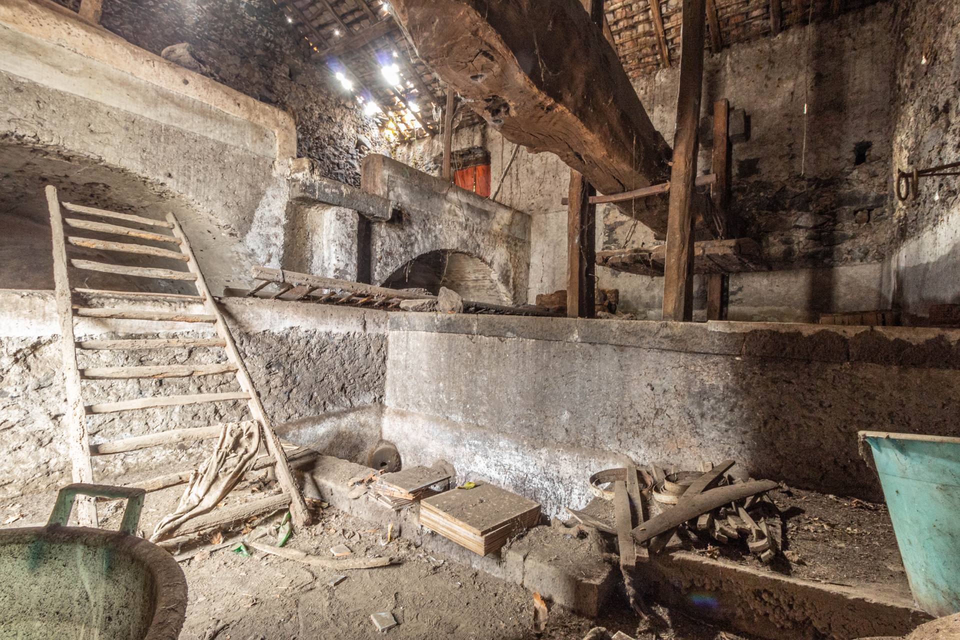 Rustico/Casale/Corte in vendita a Aci Sant'Antonio