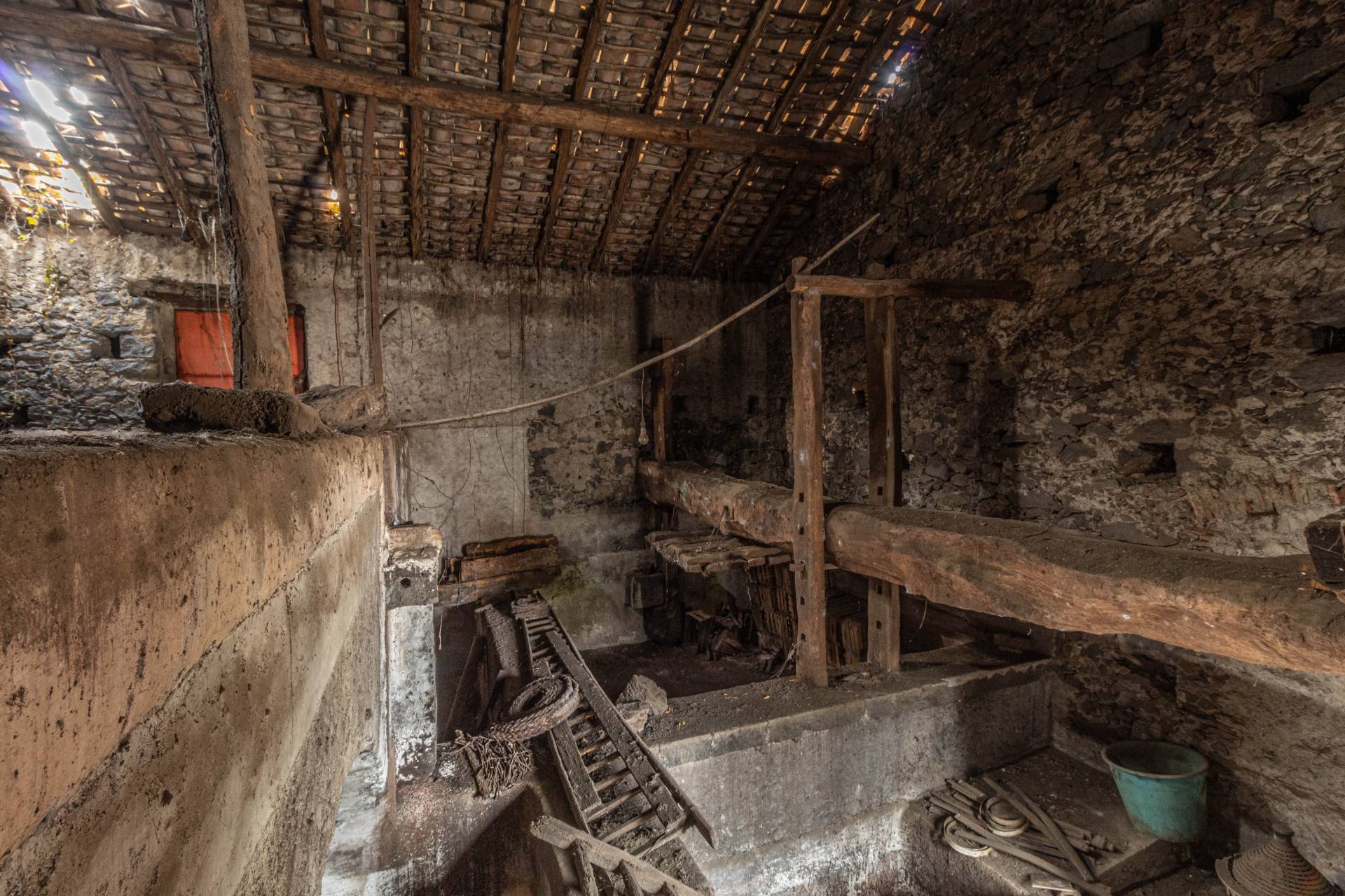 Rustico/Casale/Corte in vendita a Aci Sant'Antonio