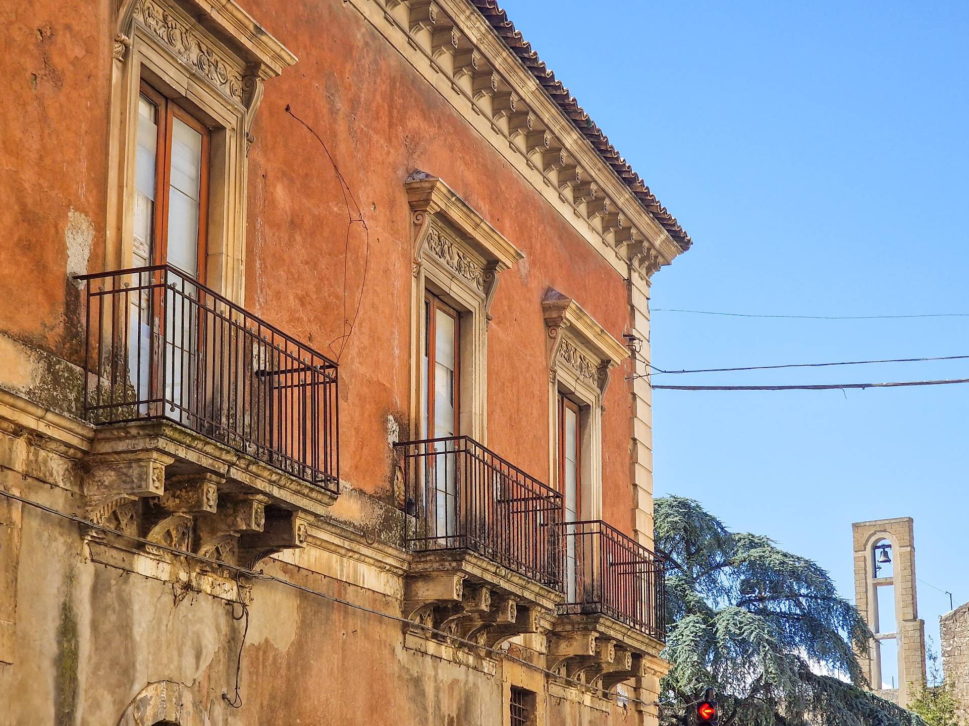 Casa indipendente in vendita a Leonforte