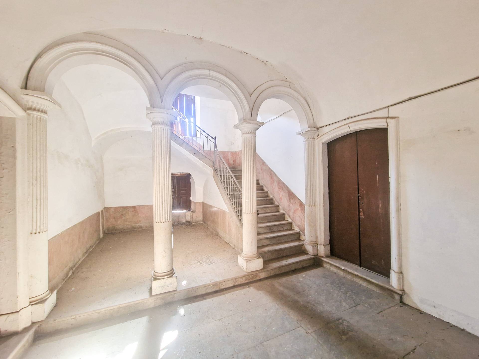 Casa indipendente in vendita a Leonforte