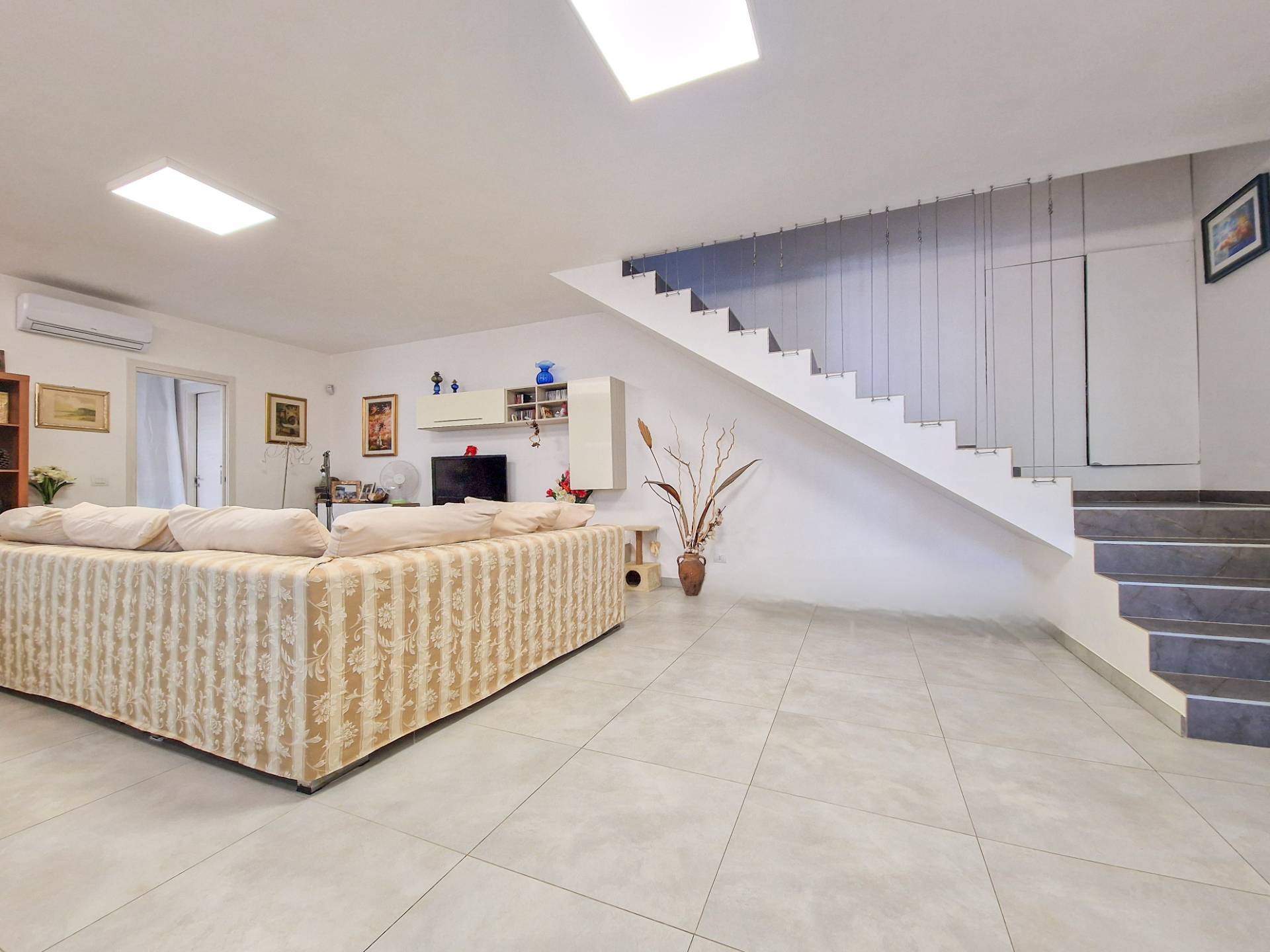 Villa a schiera in vendita a Scicli, Iungi