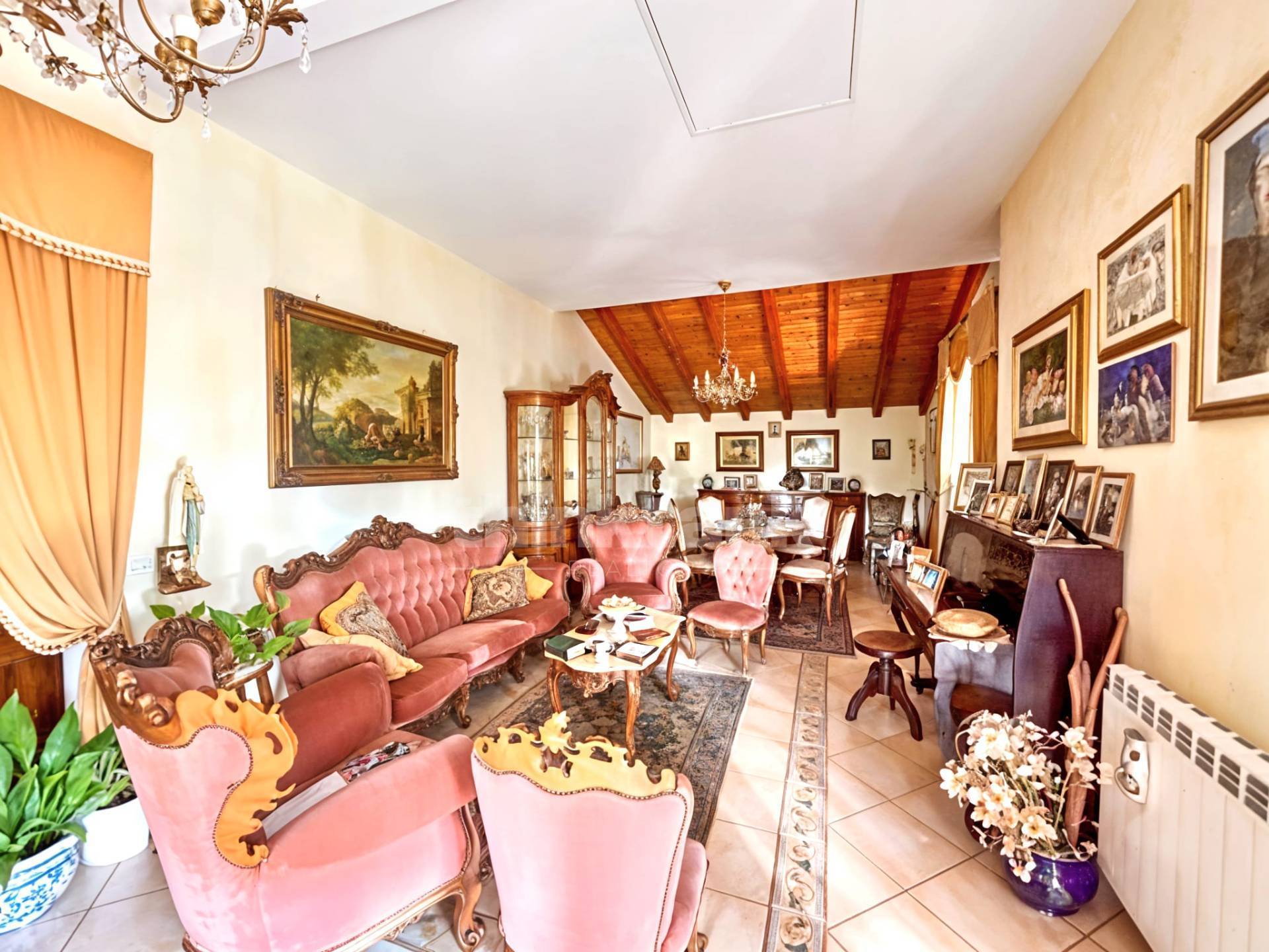 Villa in vendita a Aci Bonaccorsi