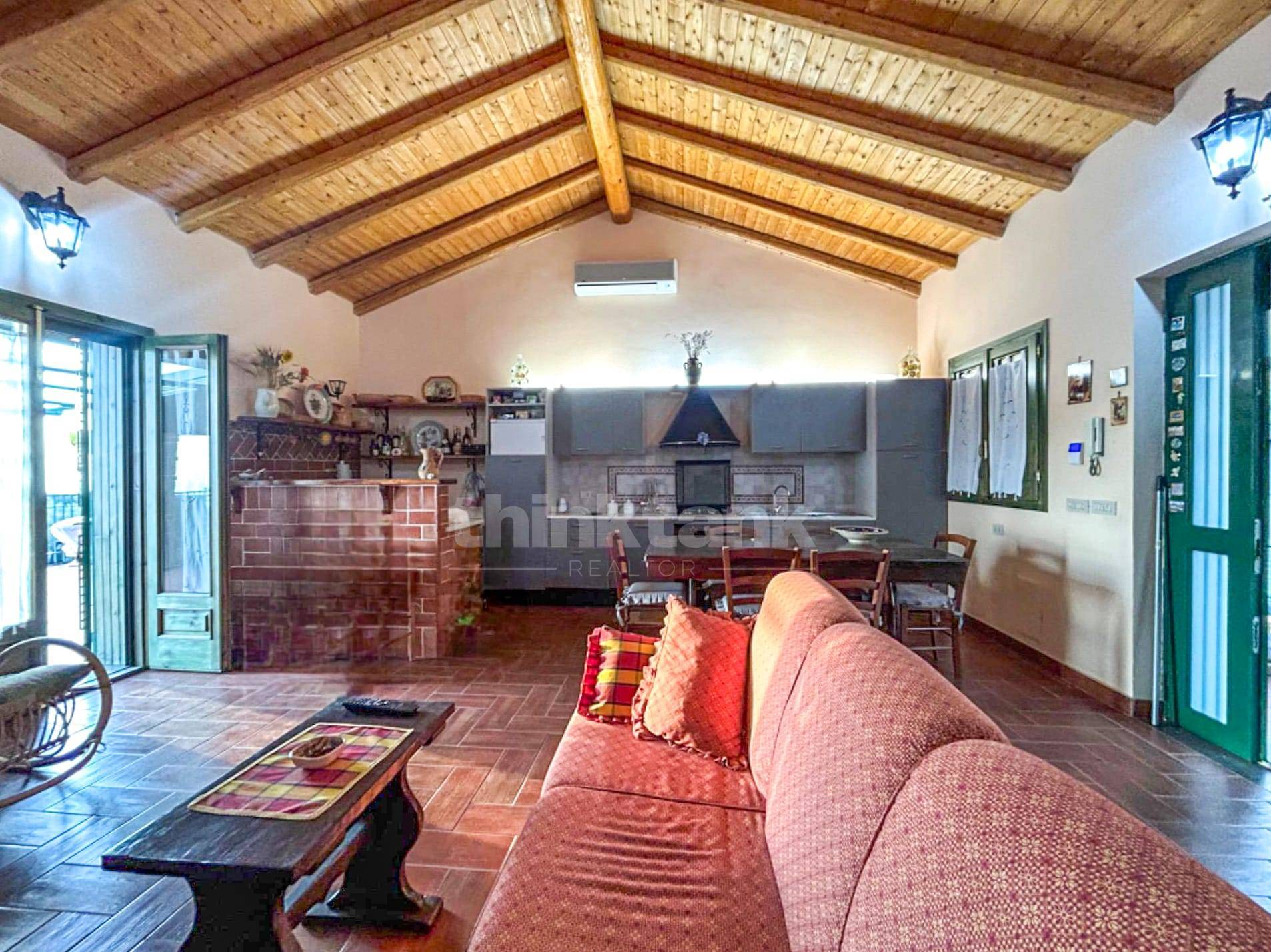 Villa in vendita a Santa Maria di Licodia