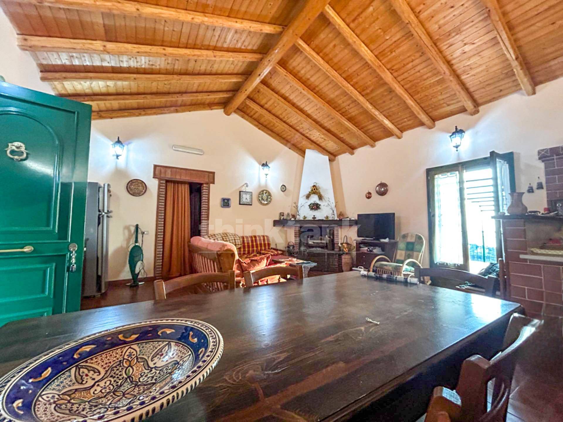 Villa in vendita a Santa Maria di Licodia