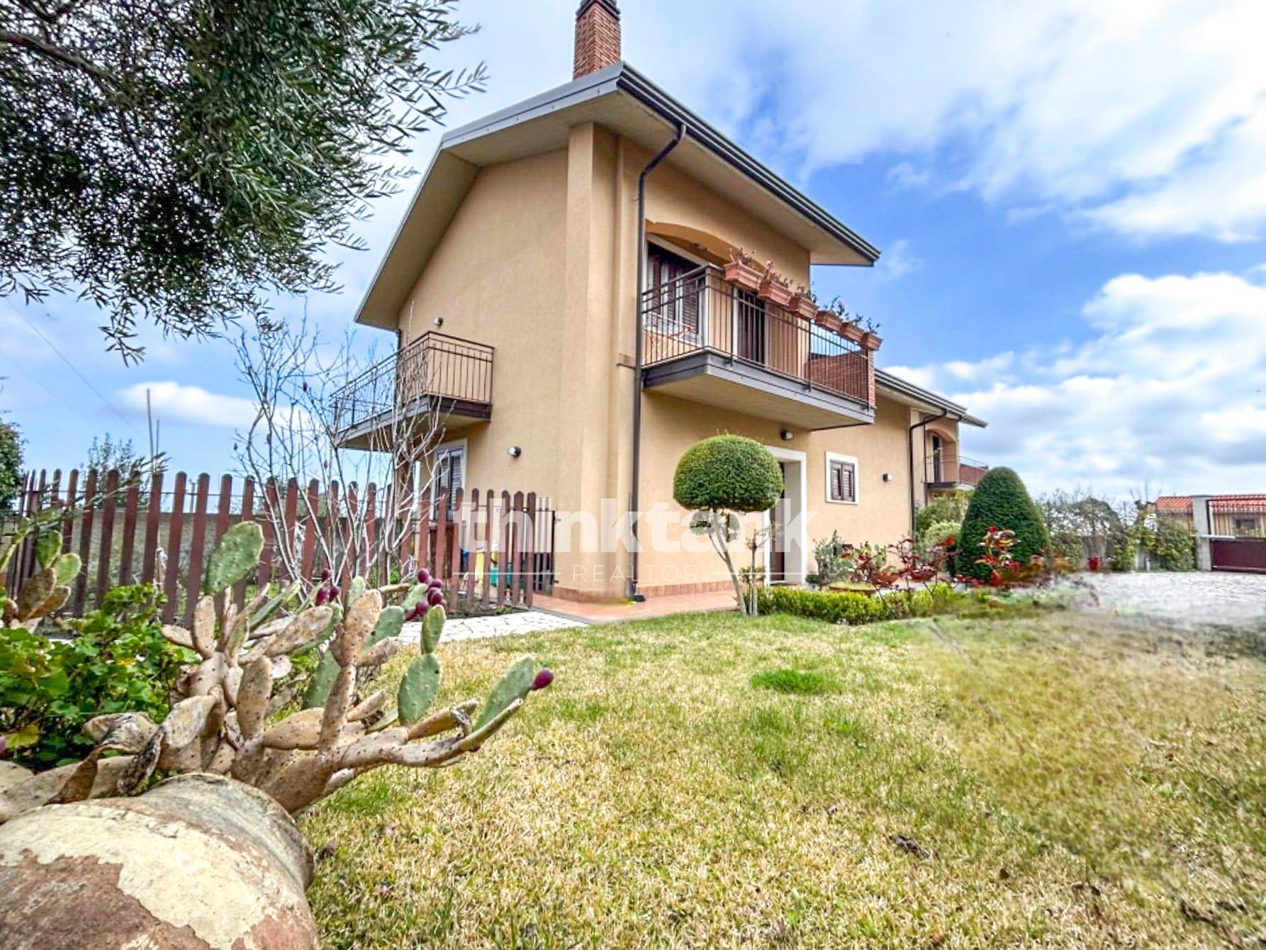 Villa in vendita a Pedara