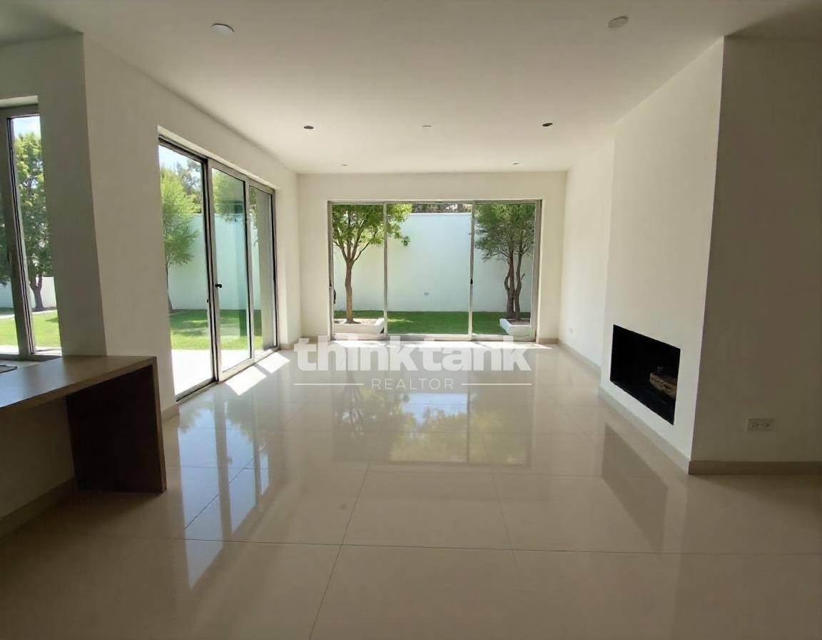 Villa bifamiliare in vendita a San Giovanni la Punta