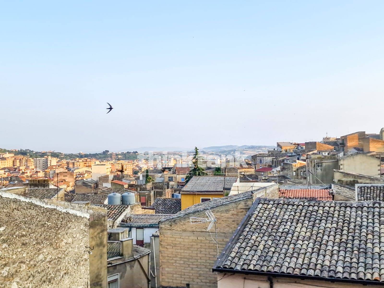 Casa singola in vendita a Canicatt