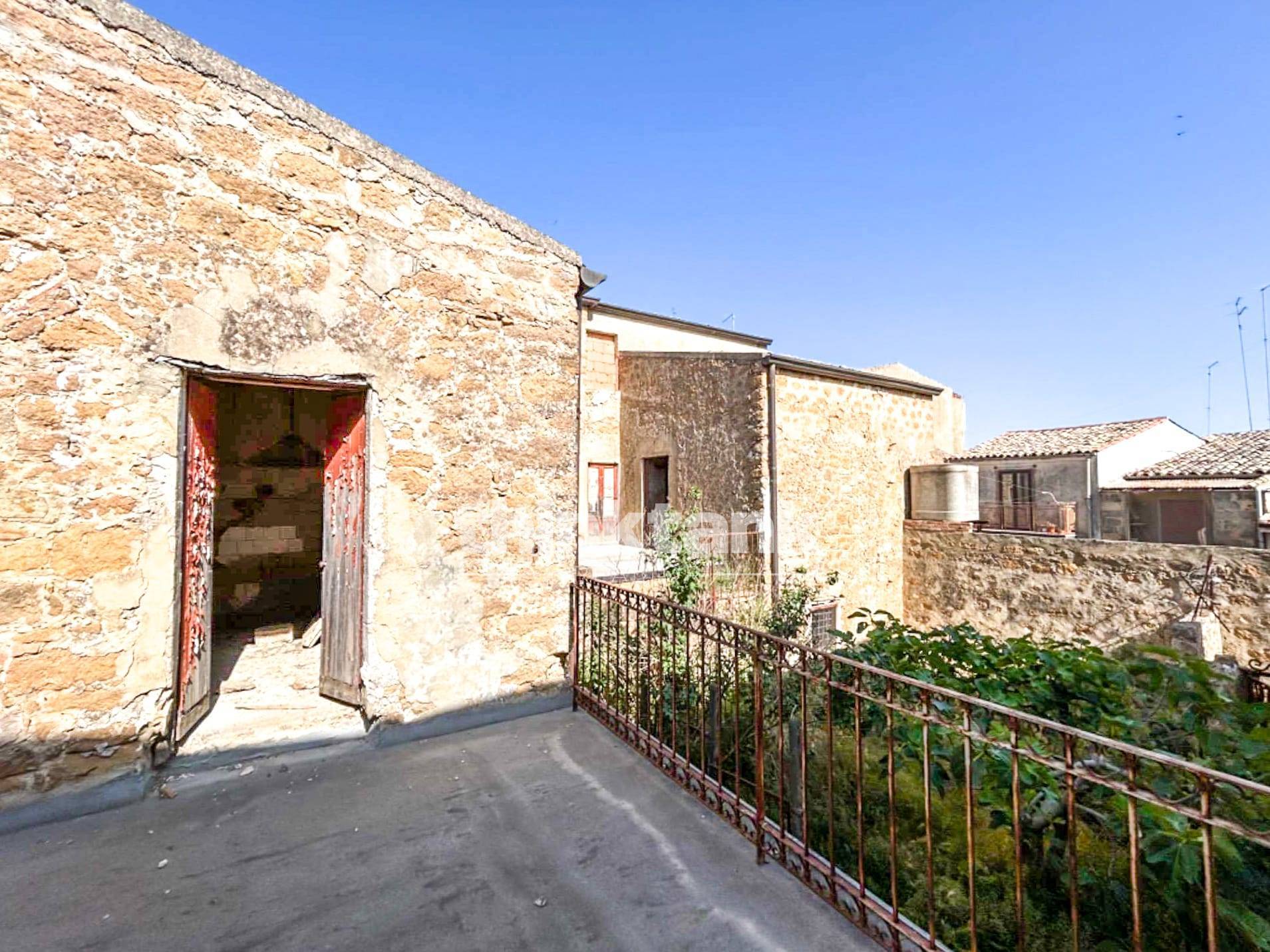 Casa singola in vendita a Aidone