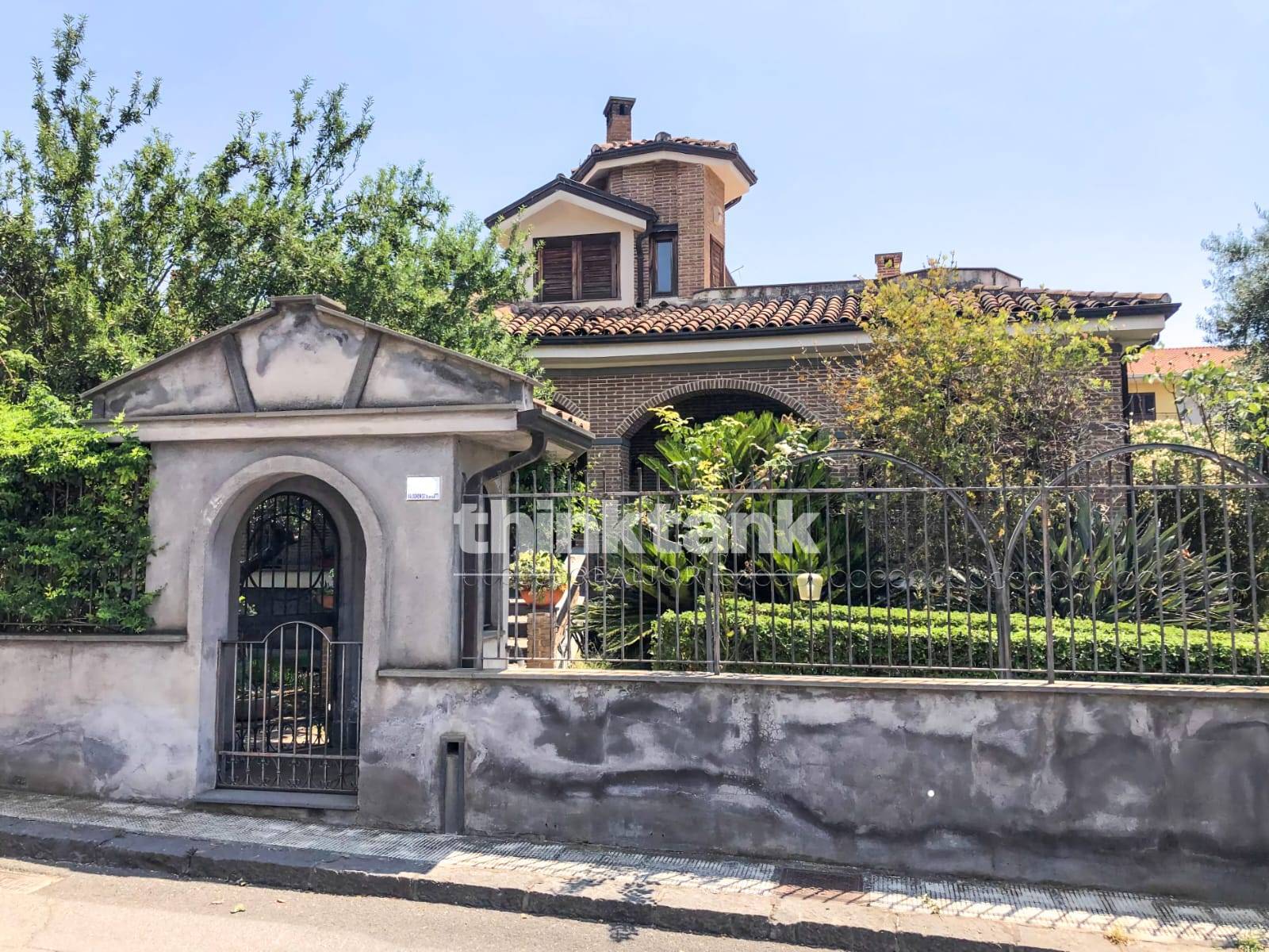 Villa in vendita a Motta Sant'Anastasia