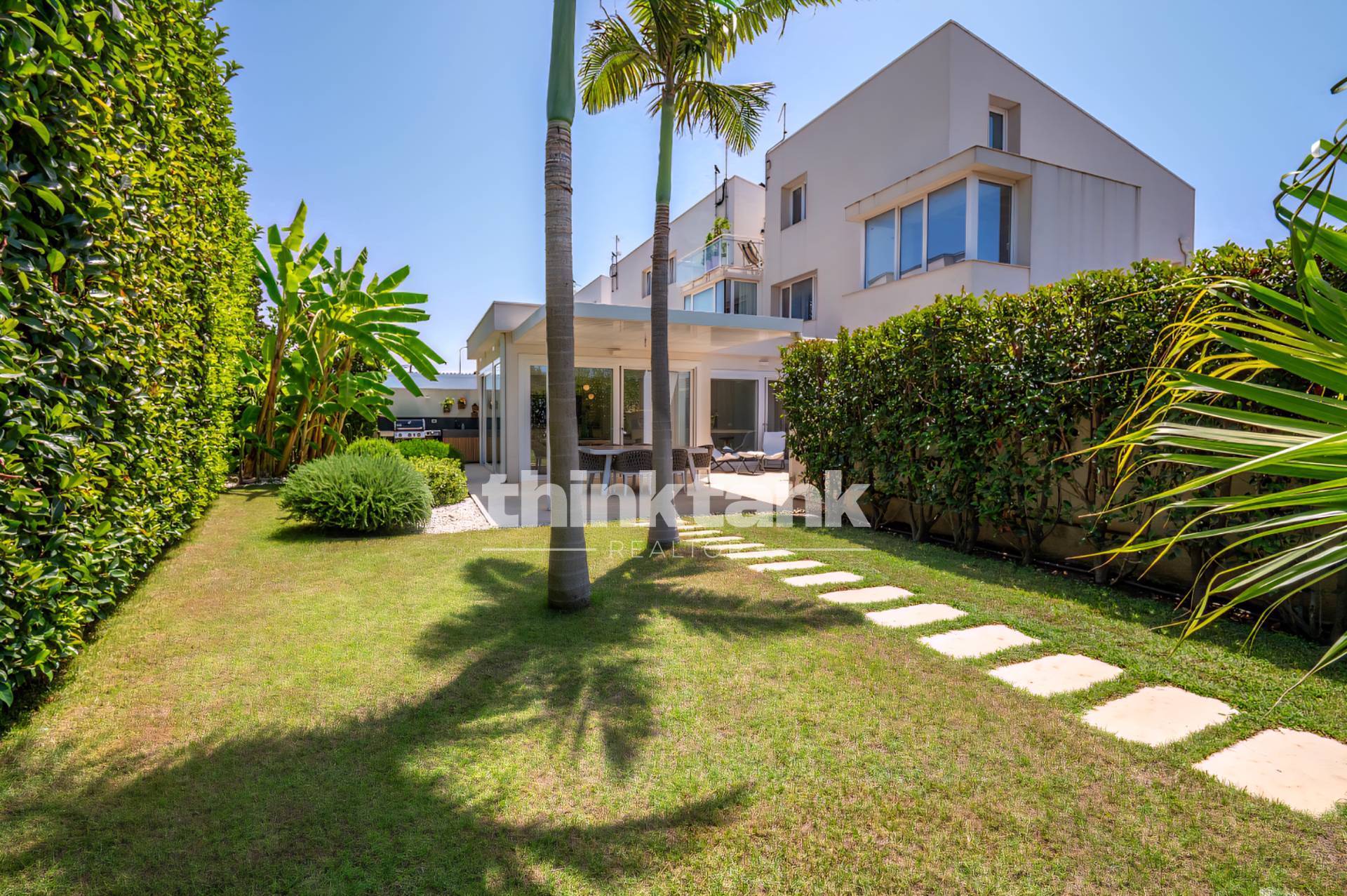 Villa bifamiliare in vendita a Ragusa, Marina di Ragusa