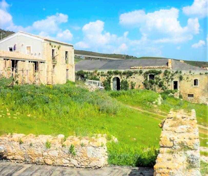 Rustico/Casale/Corte in vendita a Niscemi