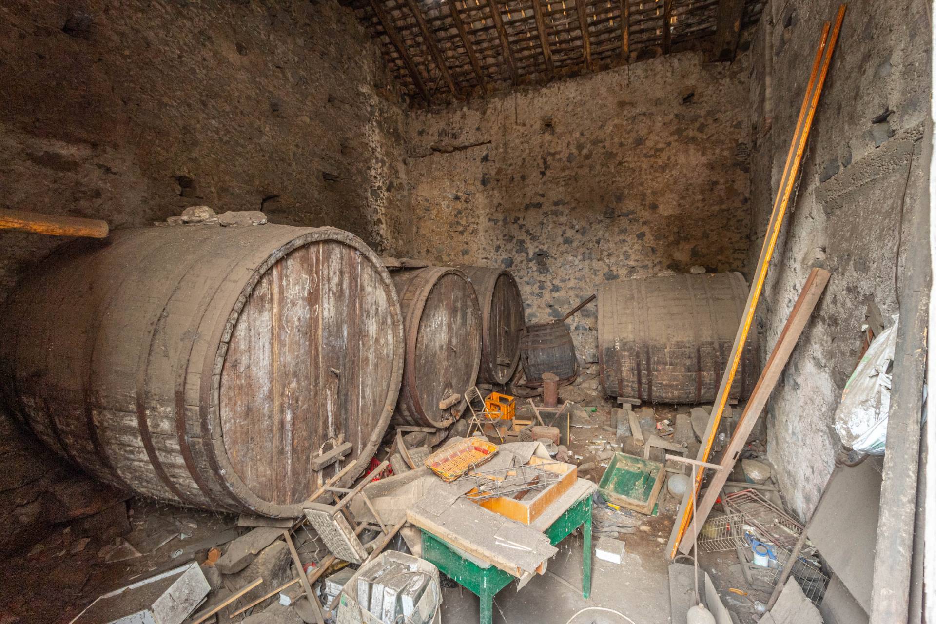 Rustico/Casale/Corte in vendita a Aci Sant'Antonio