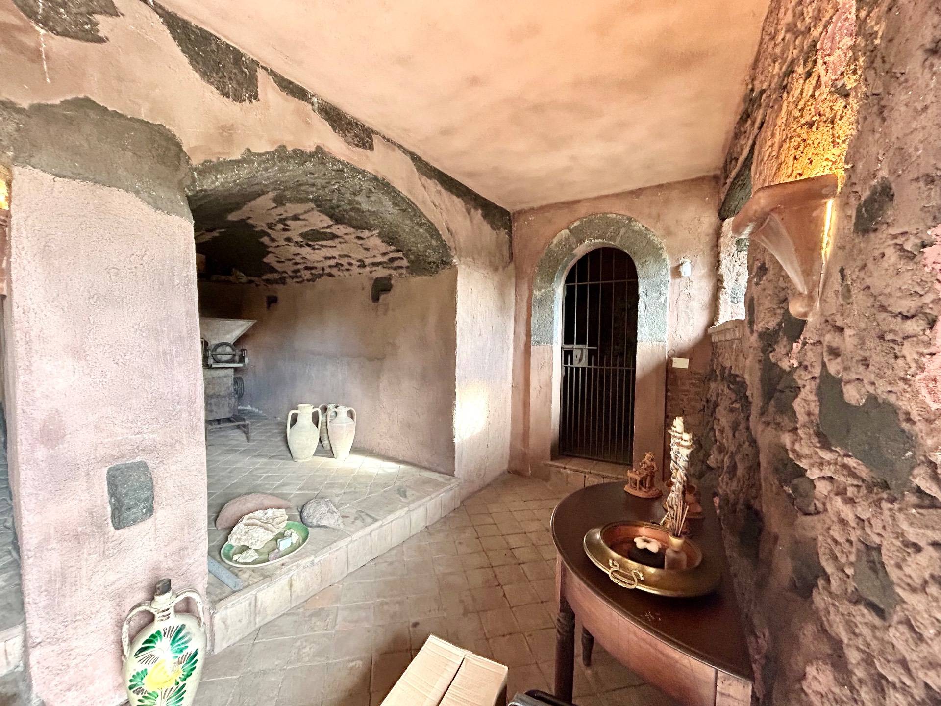 Villa storica in vendita a Viagrande