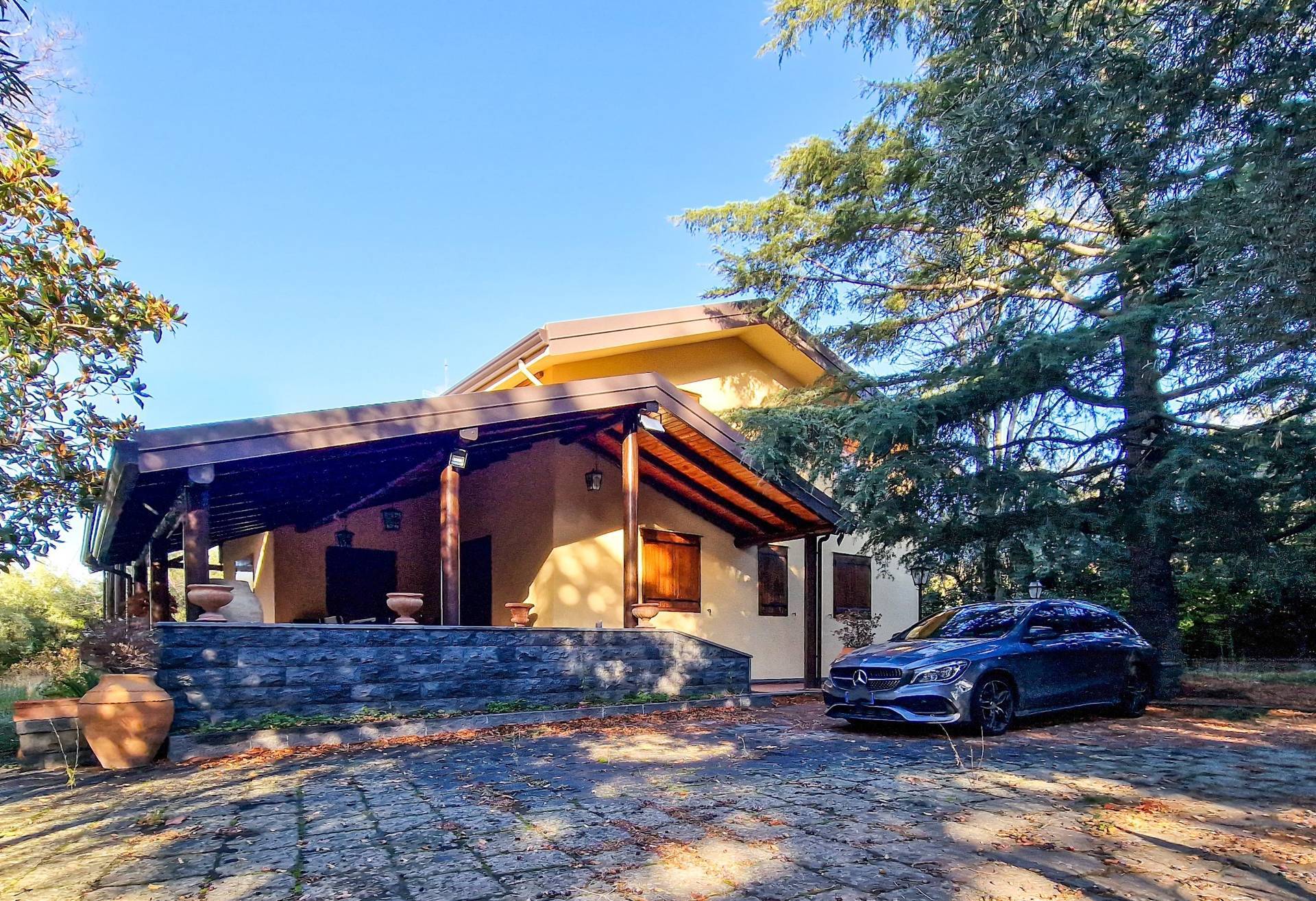 Villa in affitto a Ragalna