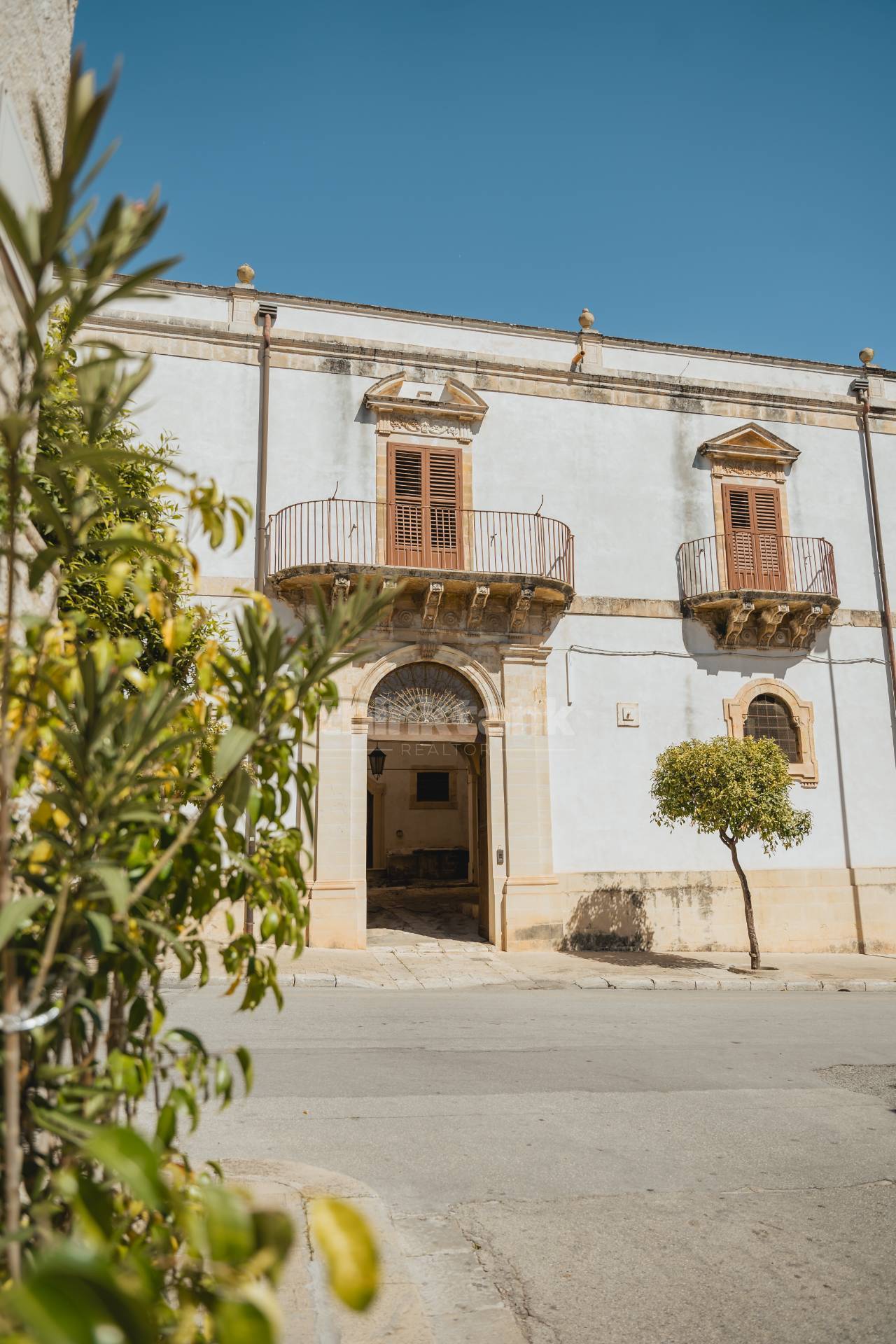 Palazzo in vendita a Rosolini