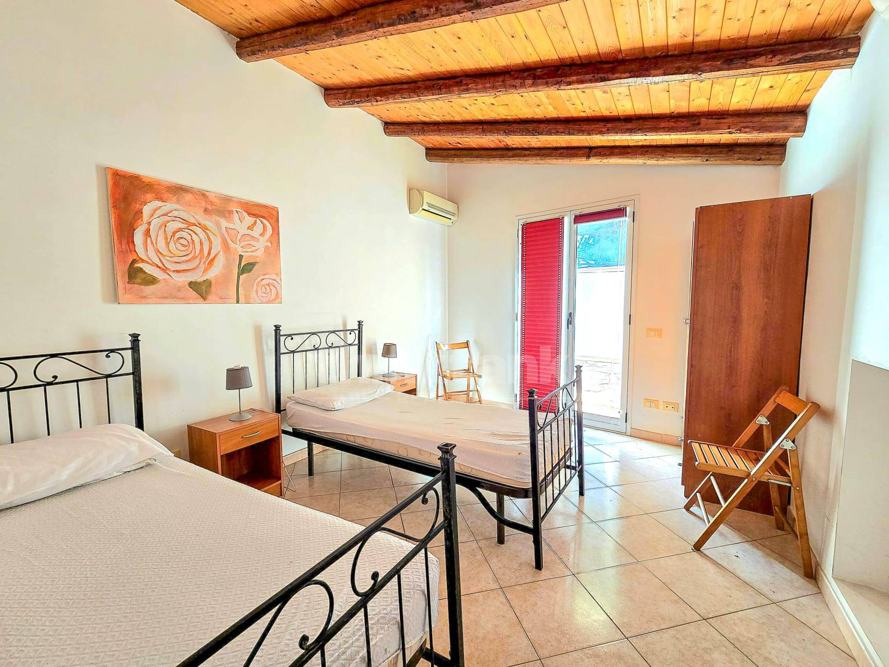 Villa bifamiliare in vendita a Vittoria