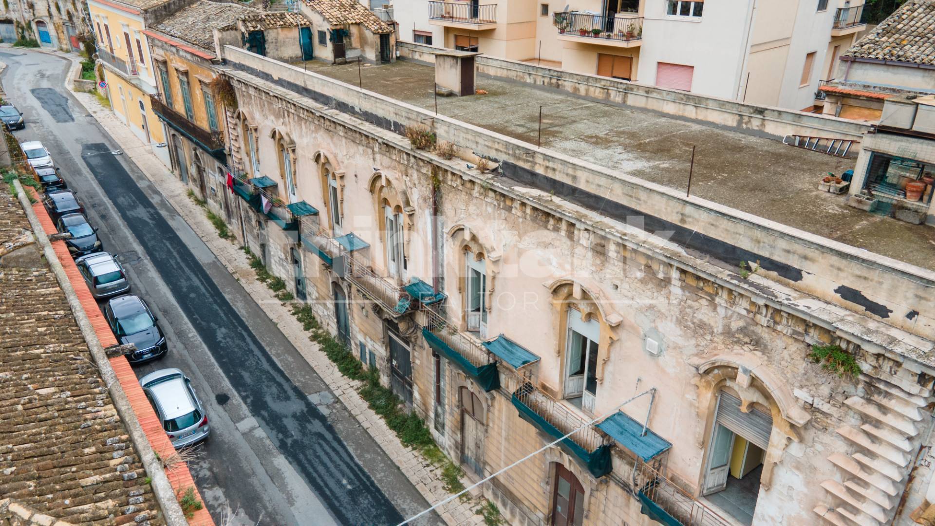 Palazzo in vendita a Modica, Modica Bassa