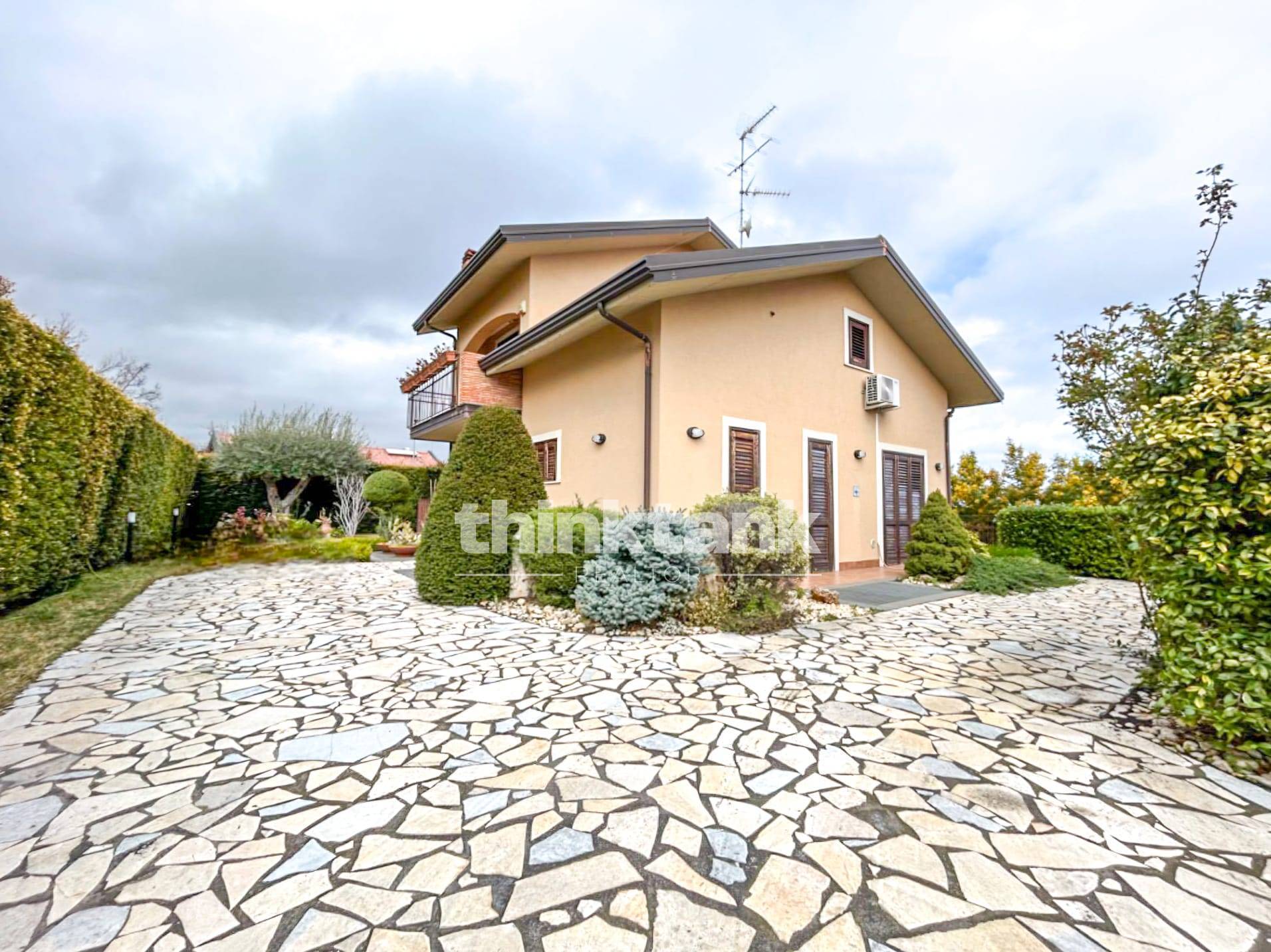 Villa in vendita a Pedara