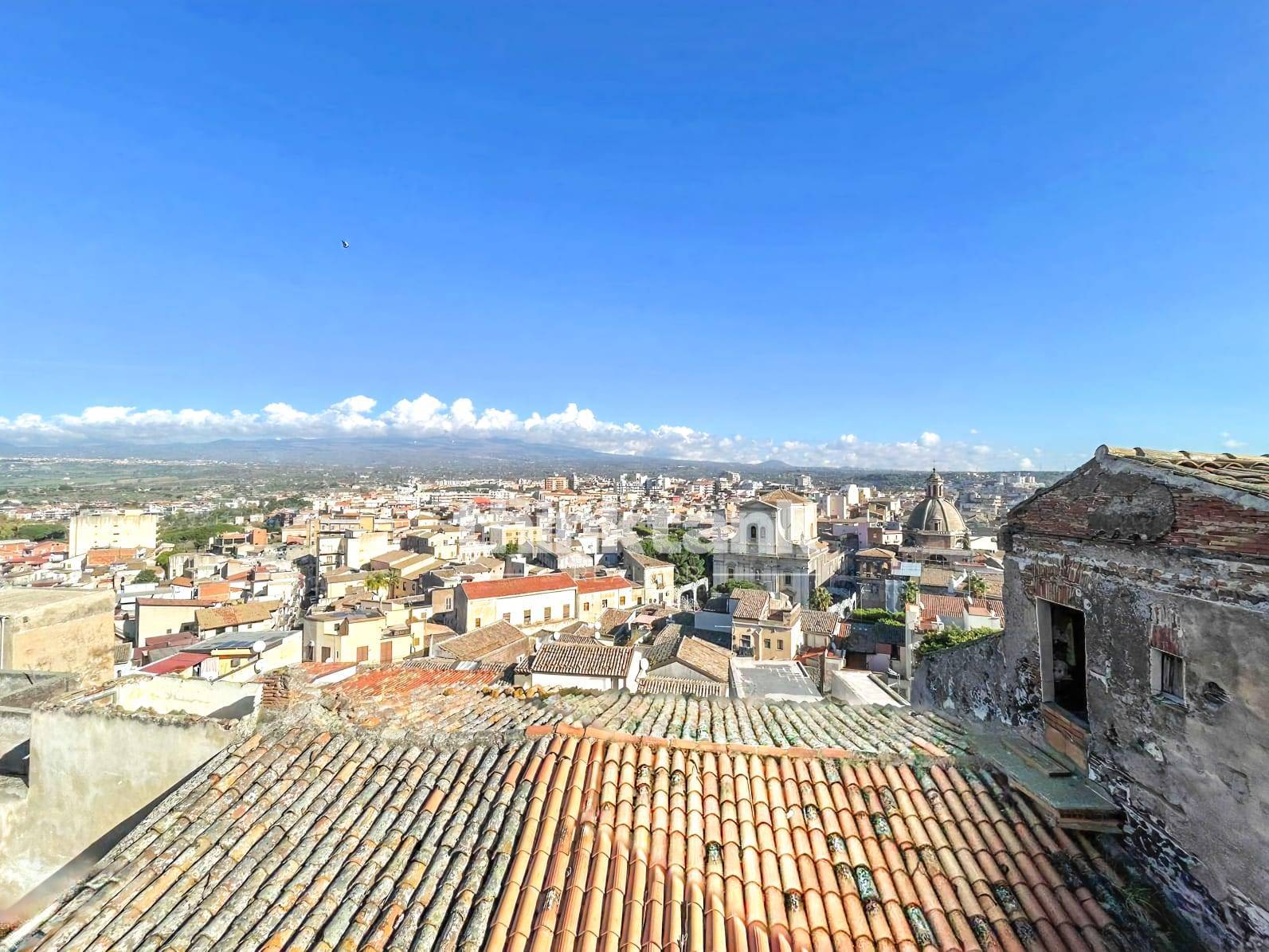 Casa singola in vendita a Patern