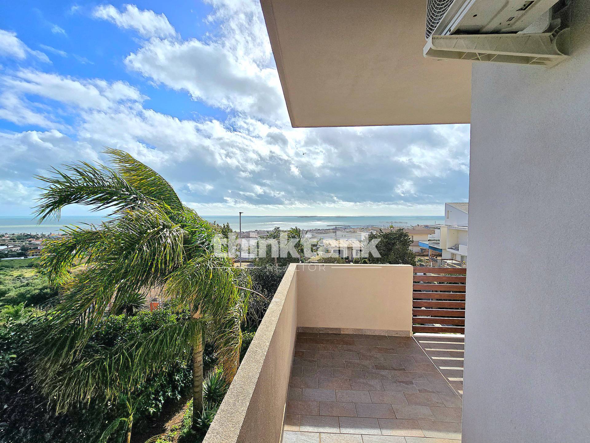 Casa semi indipendente in vendita a Ragusa, Viale Europa