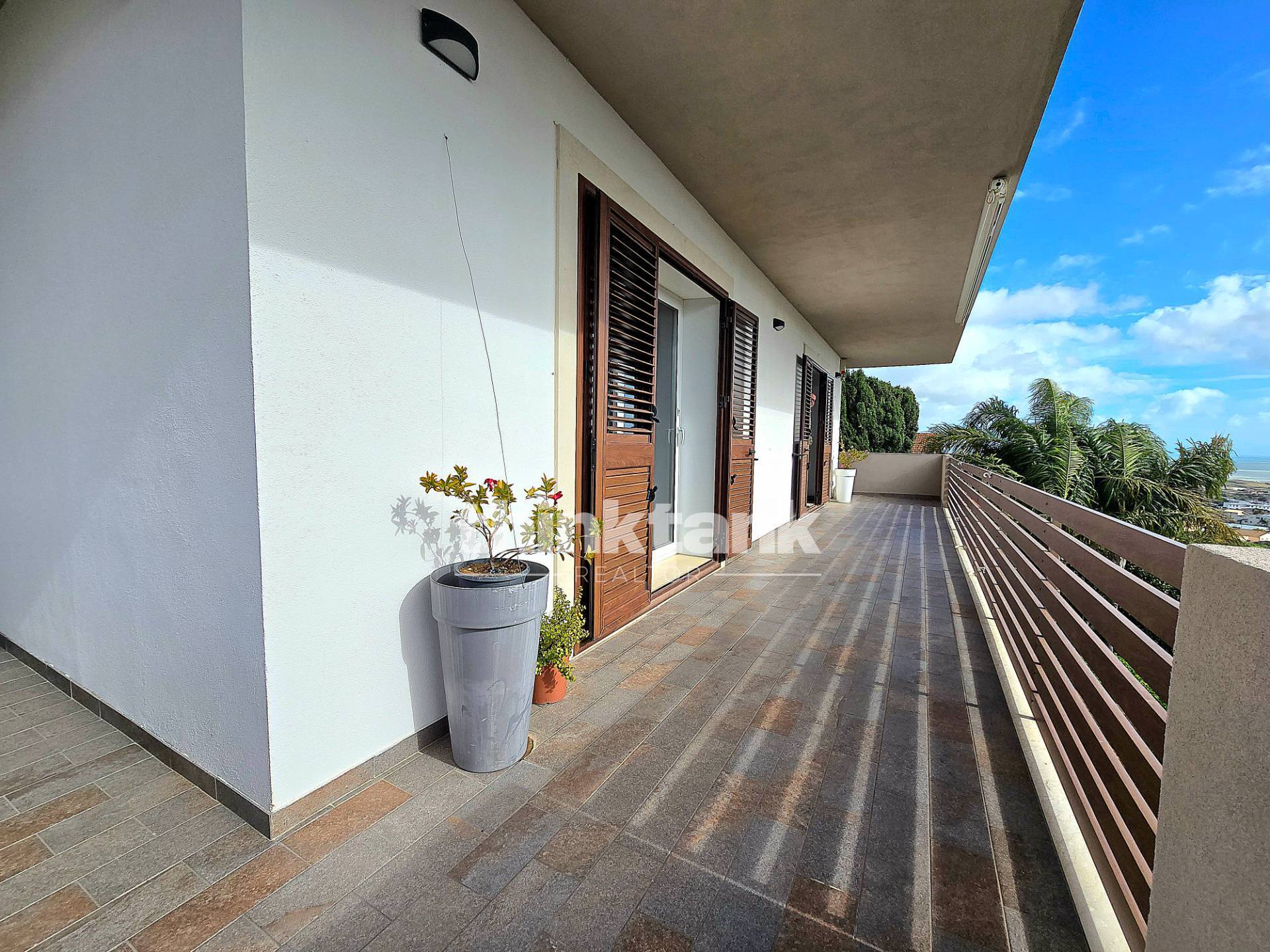 Casa semi indipendente in vendita a Ragusa, Viale Europa