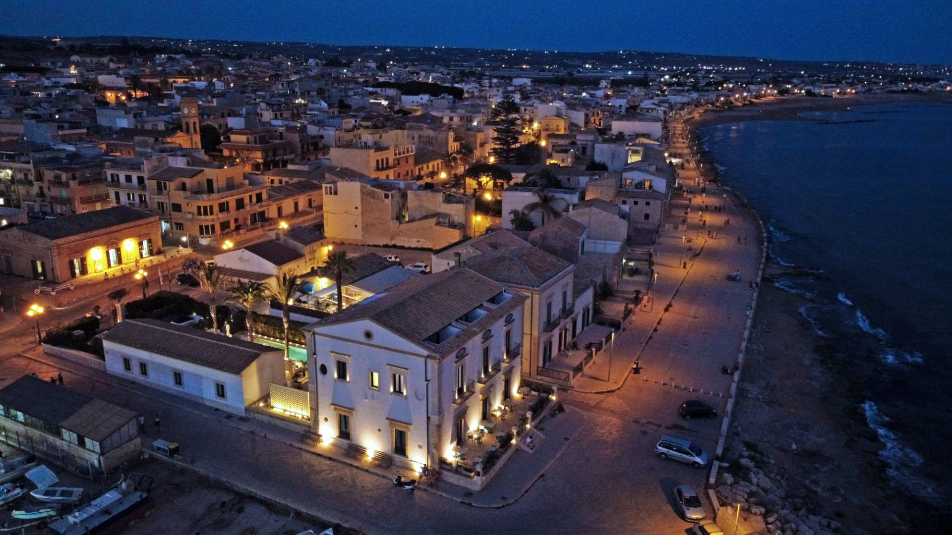 Villa storica in vendita a Scicli, Donnalucata