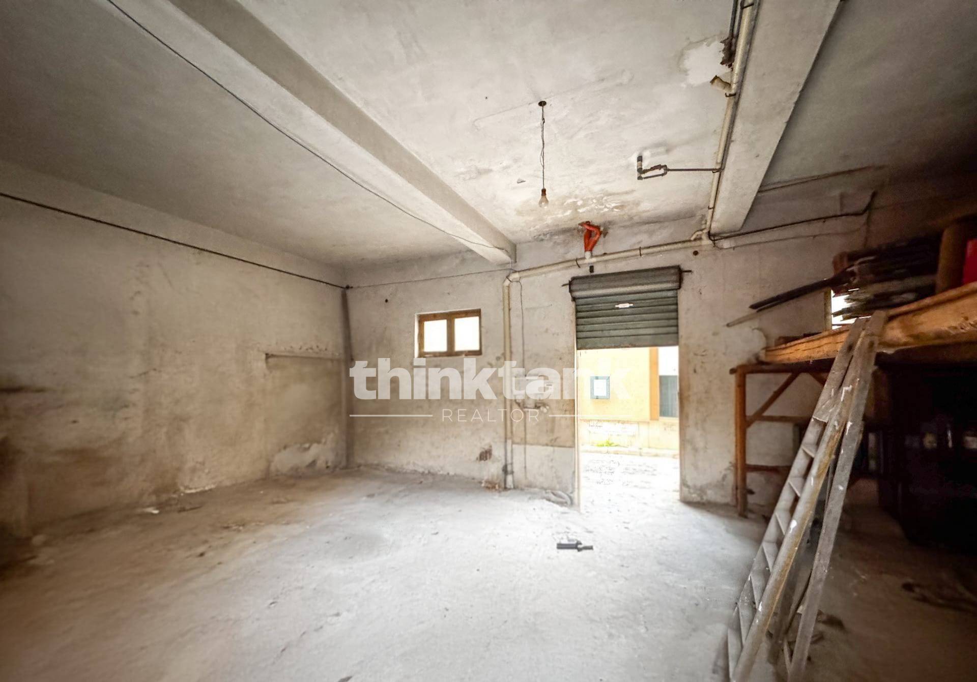 Magazzino in vendita a Pachino