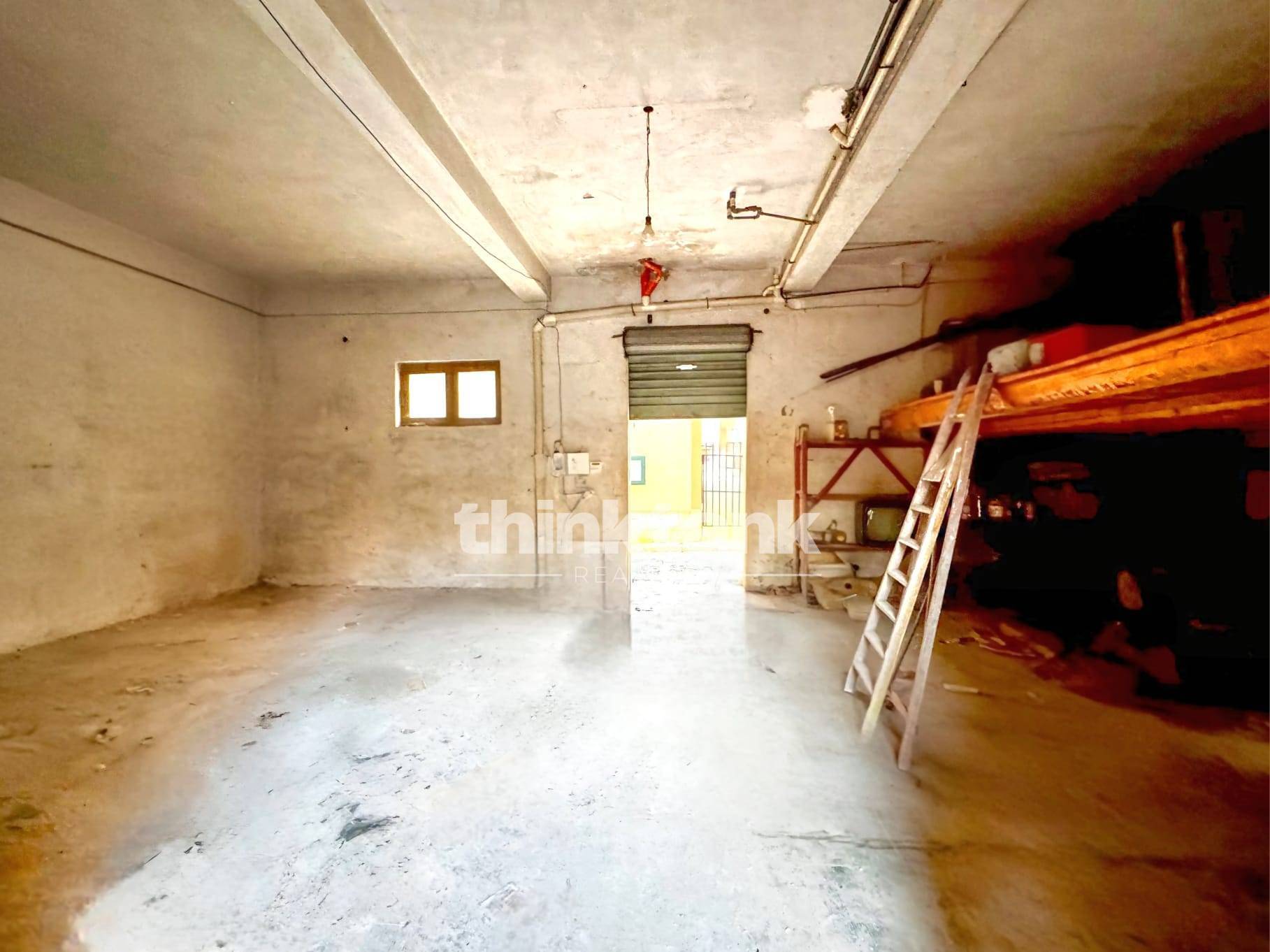 Magazzino in vendita a Pachino